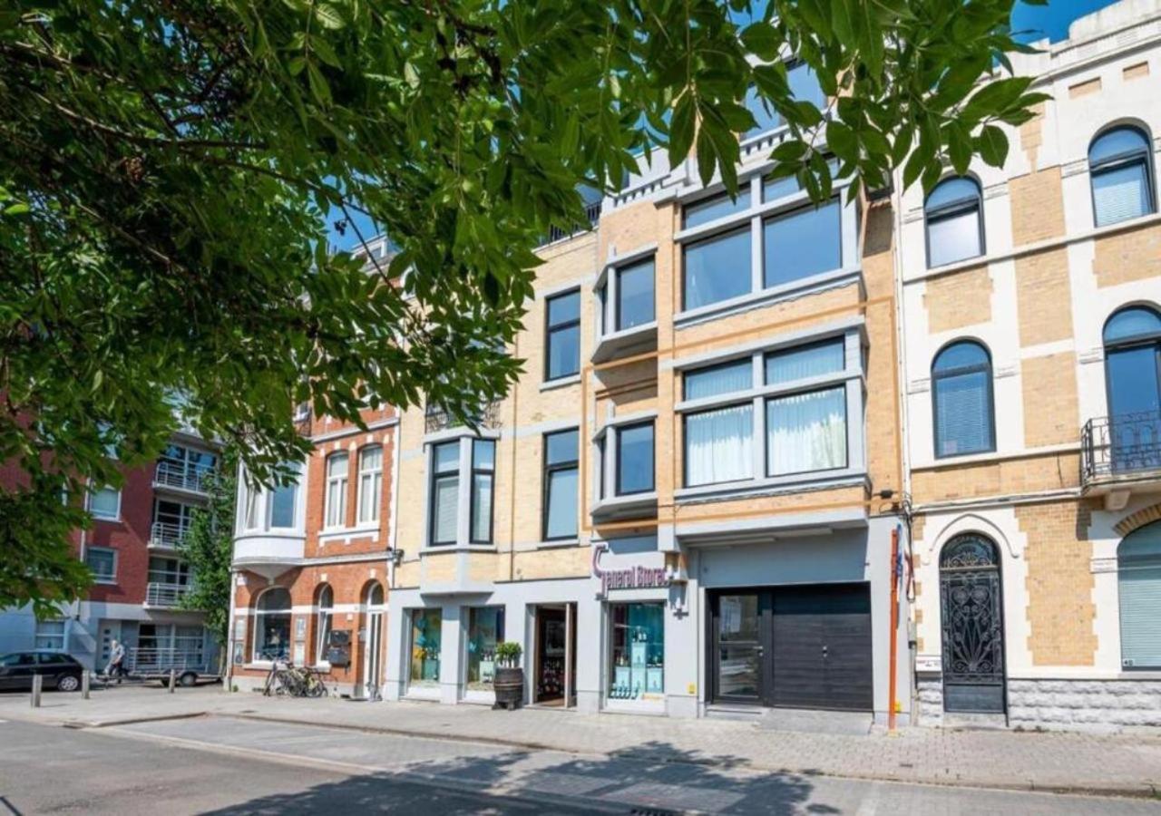 Renovated Art Deco Apartment With Vintage Elements Ostend Exterior photo