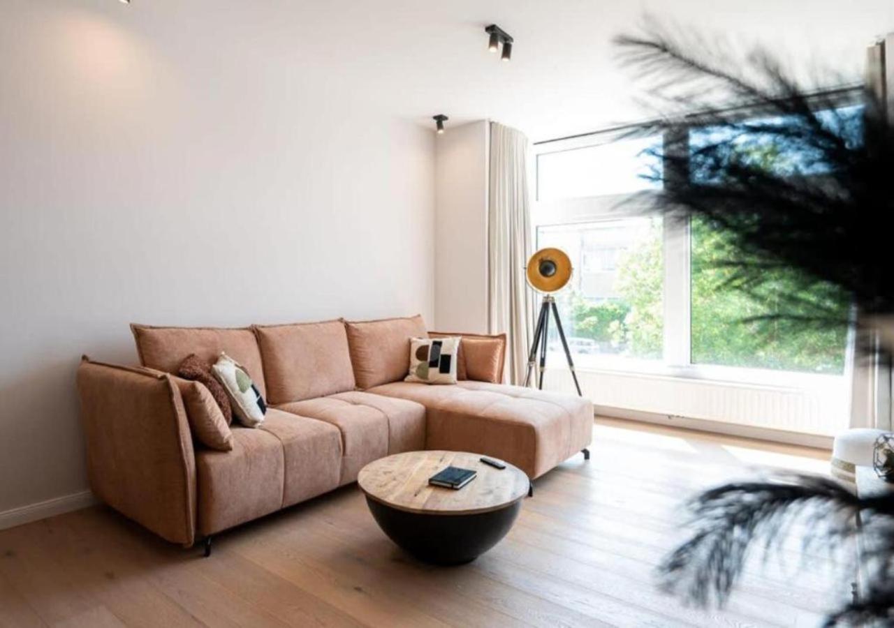 Renovated Art Deco Apartment With Vintage Elements Ostend Exterior photo