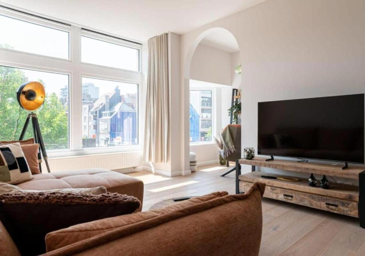 Renovated Art Deco Apartment With Vintage Elements Ostend Exterior photo